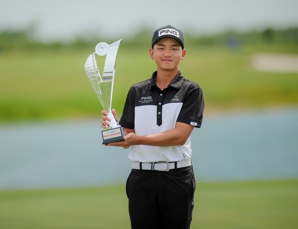 Golfer Phạm Anh Minh