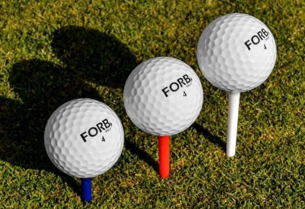 Lợi ích của việc sử dụng tee golf