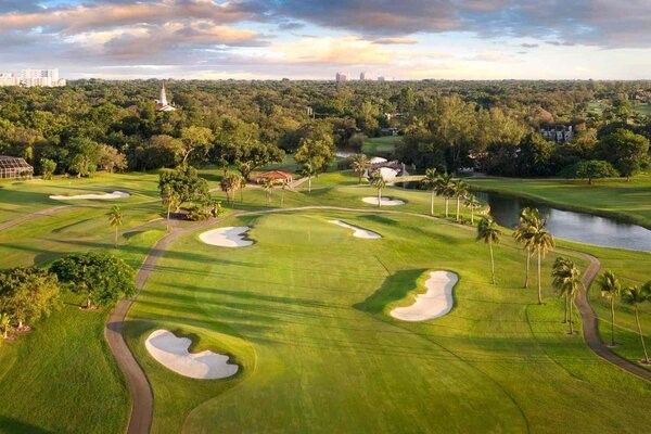 Golf Course là gì