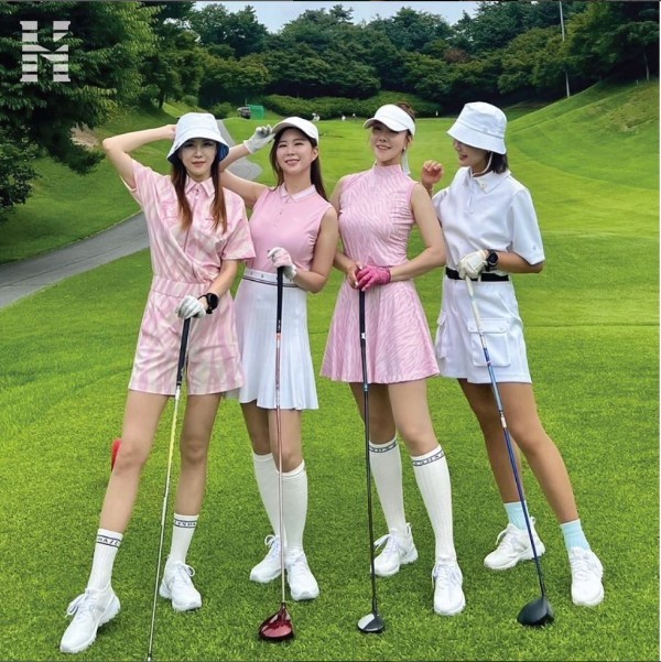 Hazzys – Thương hiệu thời trang golf nữ sang trọng