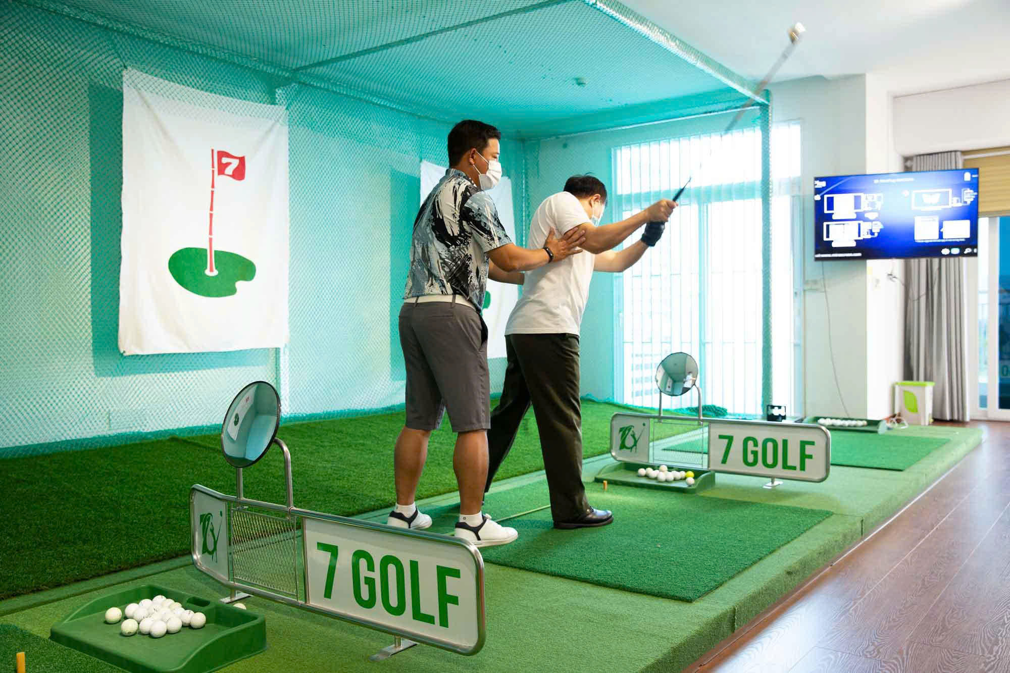 Chi tiết về 10 buổi học golf cơ bản tại 7Golf