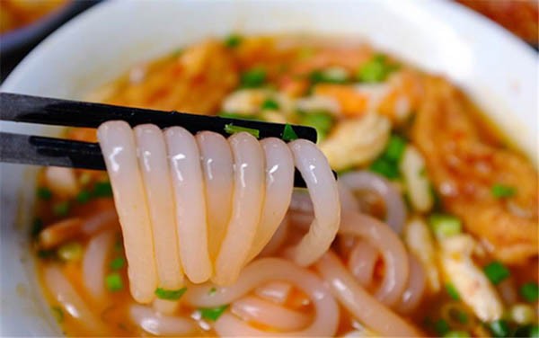 Lượng calo trong mỗi tô bánh canh và ảnh hưởng đến sức khỏe