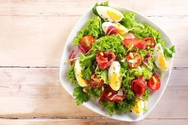 Salad được xem là món ăn chứa nhiều protein