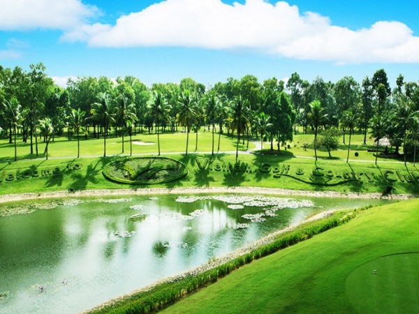 Những tiện ích và bảng giá mới cập nhật của sân golf Thủ Đức