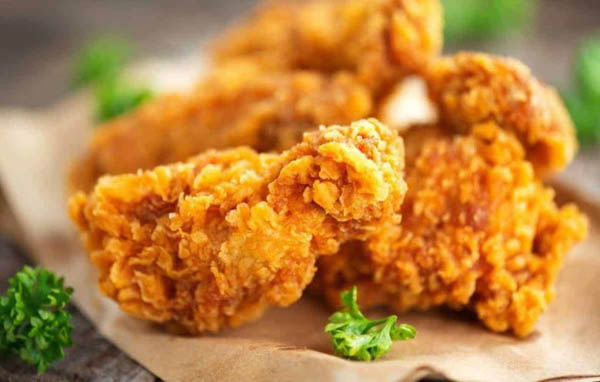 Những lưu ý khi ăn gà rán ảnh hưởng đến sức khỏe