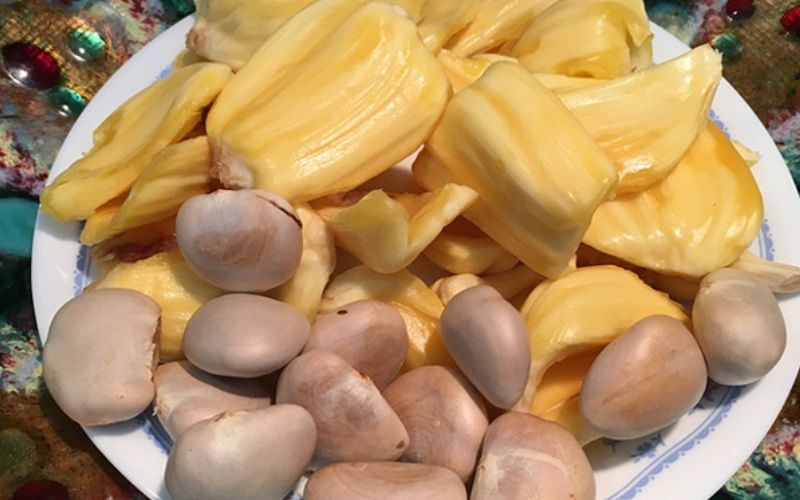 Vậy ăn mít sấy, hạt mít có béo không?