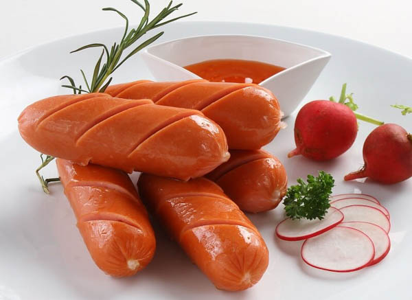 Mẹo nhỏ để kiểm soát lượng calo từ xúc xích