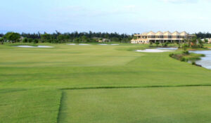 Bảng giá chi tiết sân golf cửa lò​ năm 2025