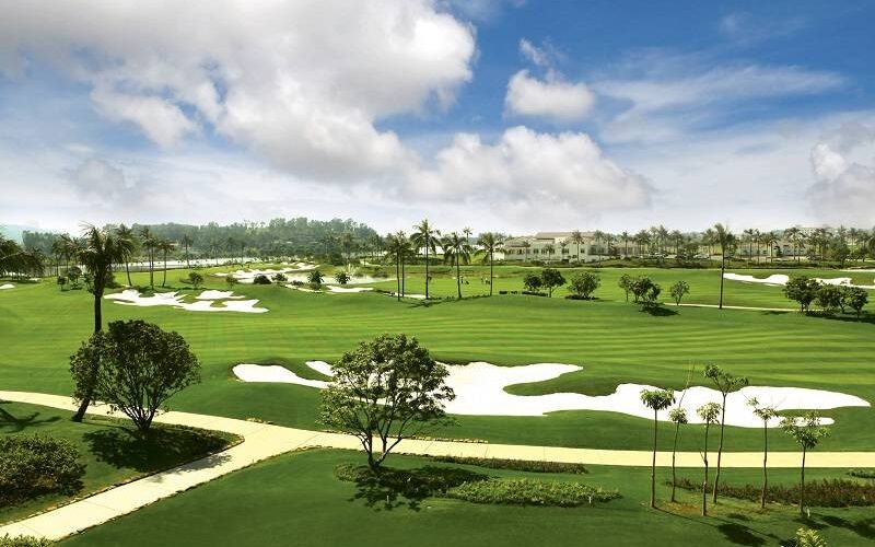 Sân golf Sông Giá​: Review chi tiết và bảng giá mới nhất