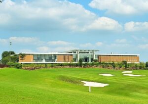 Kết hợp du lịch sân golf Mường Thanh Diễn Lâm​