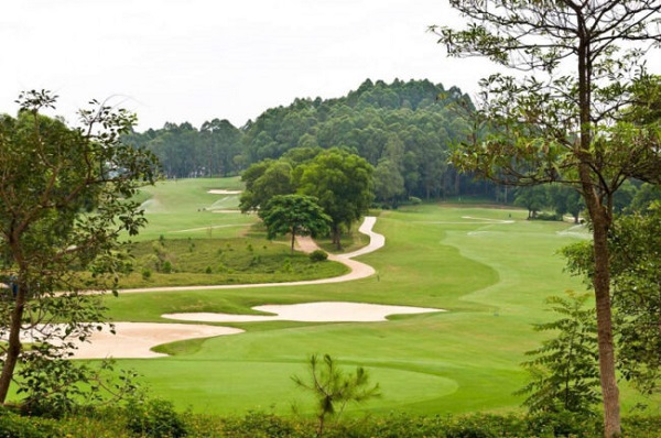 Đặc điểm và thiết kế sân golf Đồng Mô