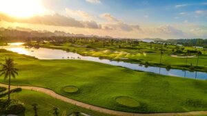 Tổng quan về sân golf sông giá