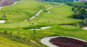 Điểm đặc biệt của sân golf: biểu tượng và yếu tố thiên nhiên