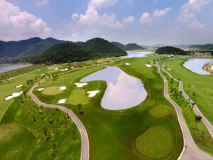 Tổng quan sân golf Legend Hill
