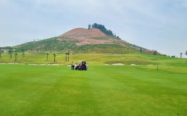 Sân golf Việt Yên​: Review đặc điểm, vị trí và bảng giá 2025